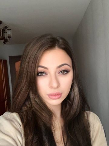 Надя